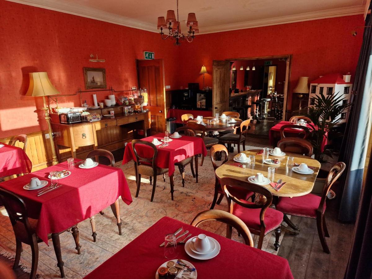 Cambus O' May Traditional Highland Hotel Ballater Εξωτερικό φωτογραφία